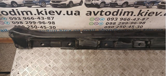 Placa sobreposta (moldura) externa esquerda de acesso para Toyota Avensis (T27)