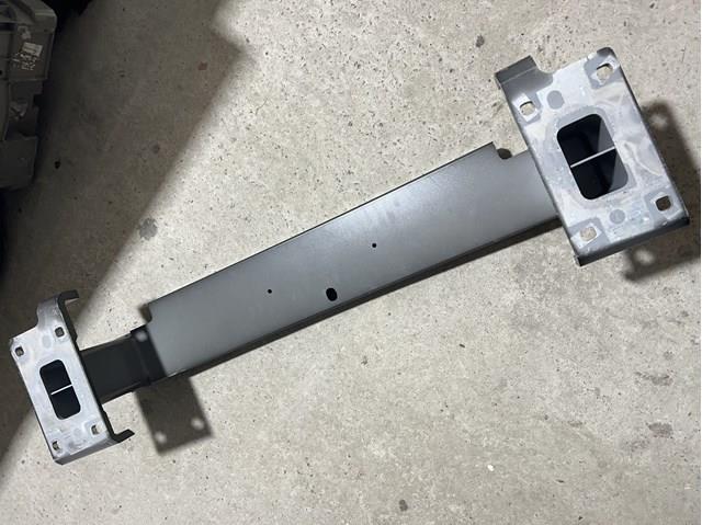  Land Rover LR142233