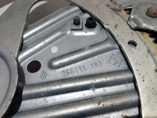  966415102 Renault (RVI)