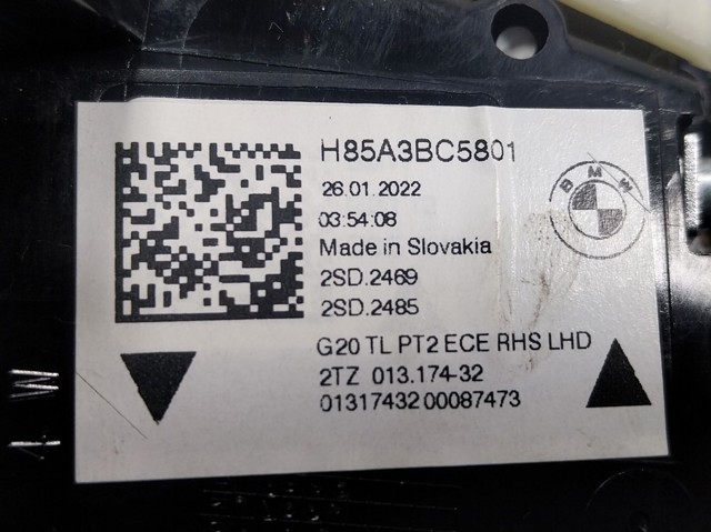 63215A3BC62 BMW Фара задняя правая внутренняя