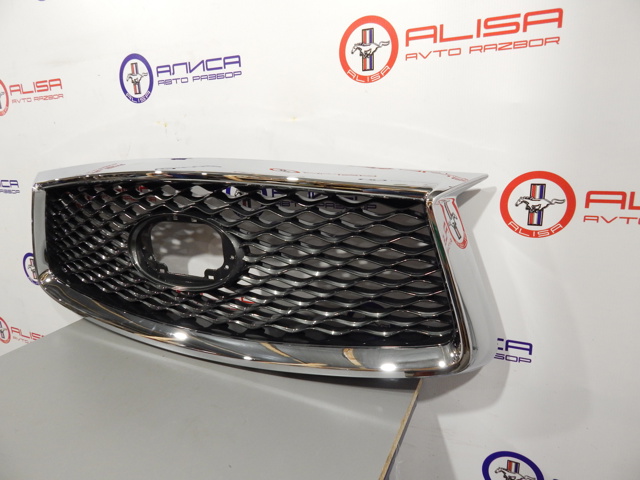 623105NA2A Nissan/Infiniti Решетка радиатора