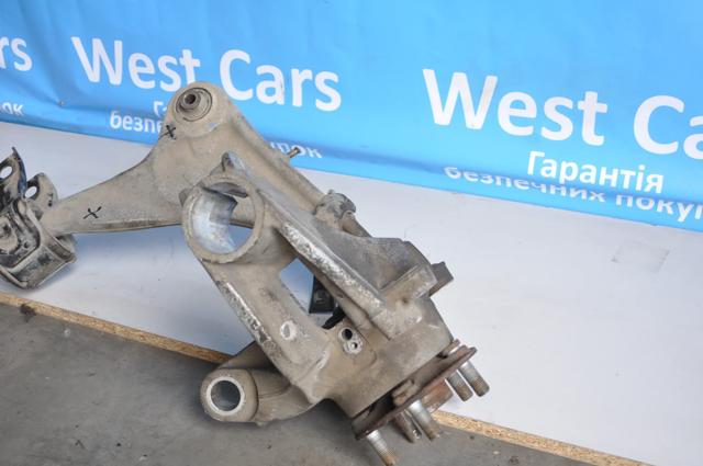Цапфа (поворотный кулак) передний правый Land Rover LR186681 цена, от 42.37 USD
