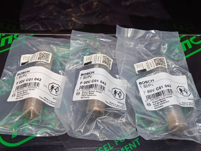 F00VC01042 Bosch мультипликатор форсунки