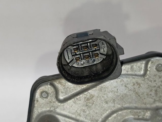 Дроссельная заслонка GK2Q9F991BA Ford