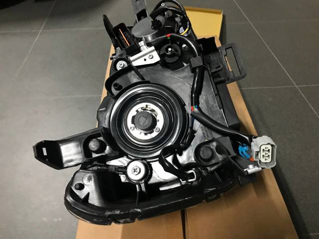 Фара левая Depo/Loro/Abakus FP4817R1E цена, от 182.68 USD