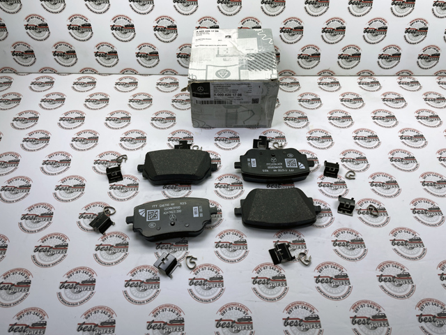 Купить A0004201706 Mercedes Колодки тормозные задние, дисковые