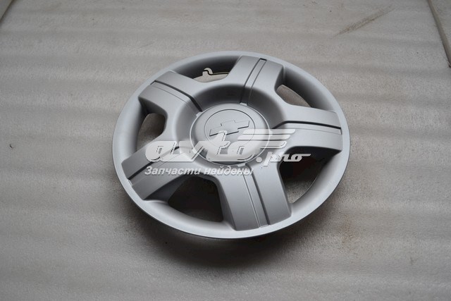 sf69y1-3102010-10 ZAZ колпак колесного диска