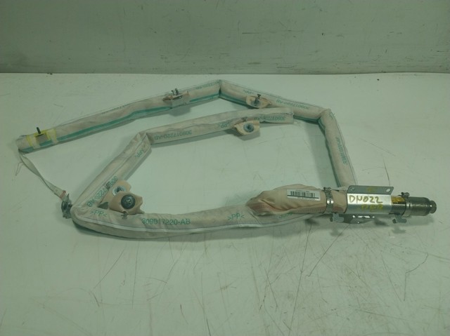 Шторка боковая правая Jaguar T4A2228 цена, от 76.33 USD