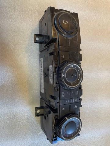 5HB009012 Mercedes 