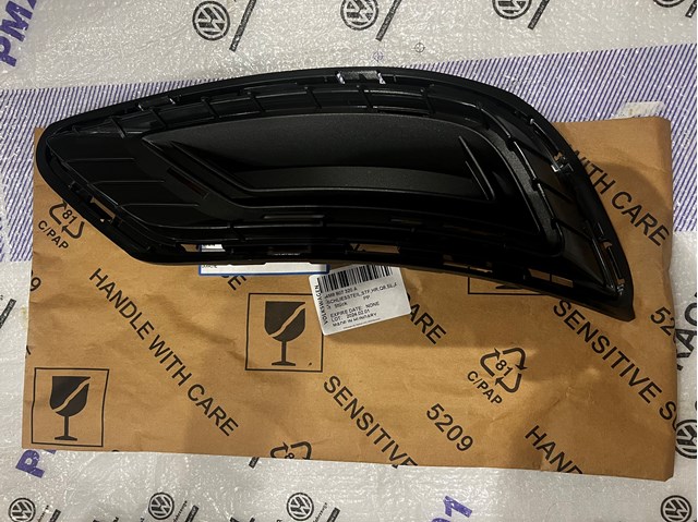 Кронштейн бампера заднего правый PAD99234AR Signeda