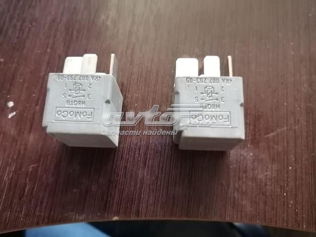 4RA00779309 Ford 