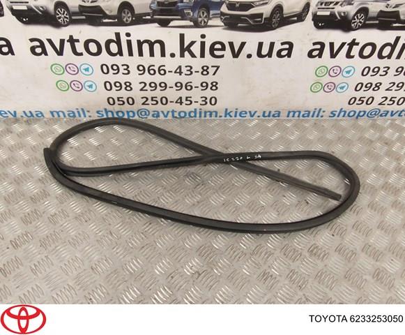 Junta de puerta trasera izquierda (en carrocería) 6233253050 TOYOTA