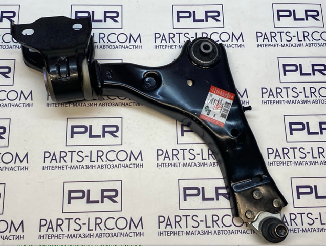Нижний рычаг LR086107 Land Rover