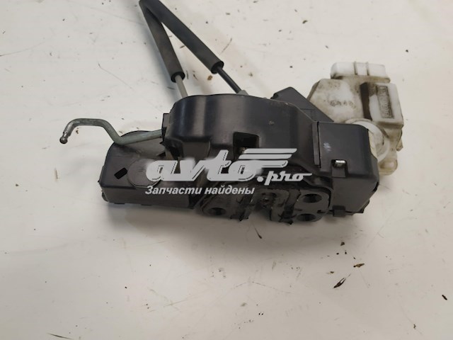 Замок передней пассажирской двери Hyundai/Kia 813204H050