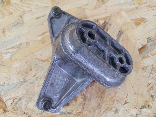 31200671 Volvo 