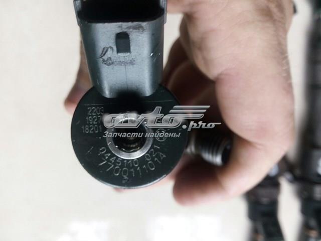 Топливные форсунки 0445110056 Bosch