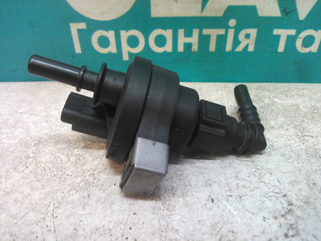 Клапан адсорбера топлива Renault (RVI) 2580119A цена, от 16.47 USD