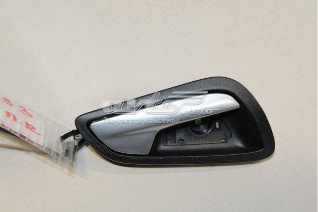 Ручка двери задней (распашной) правая внутренняя на Ford Focus III 