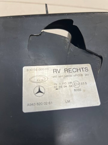 A9438200261 Mercedes Фара передняя правая