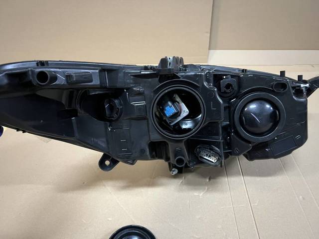 Фары Depo/Loro/Abakus FP2820R5E
