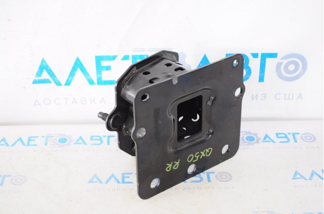 852105NA0A Nissan/Infiniti Кронштейн усилителя заднего бампера