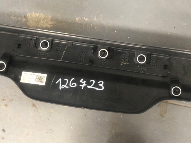  Tesla 149463200