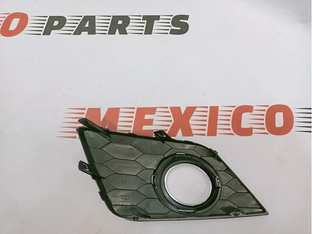 Ободок/окантовка фары противотуманной, правый Nissan/Infiniti 622564AF0A