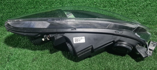 Правая блок фара Ford LJ6B13W029BF цена, от 571.39 USD