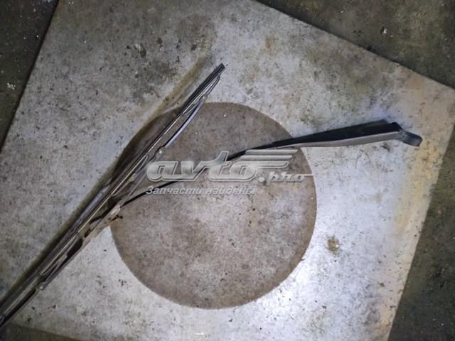 1688200544 Mercedes 