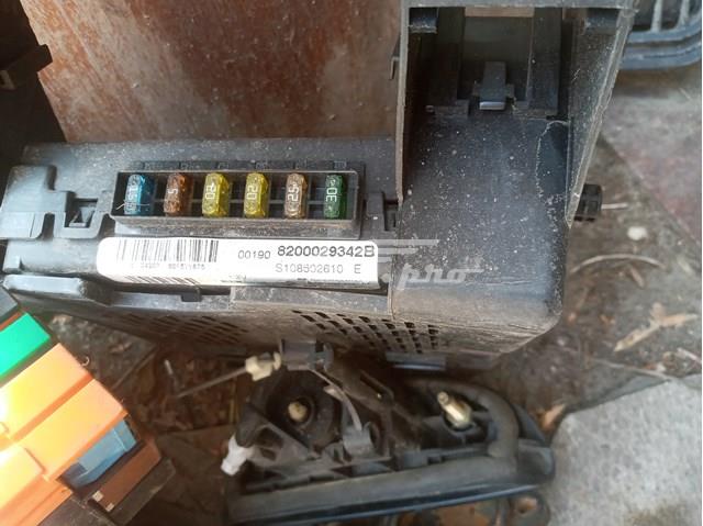 8200029342 RENAULT Caja de fusibles 8200029342 RENAULT