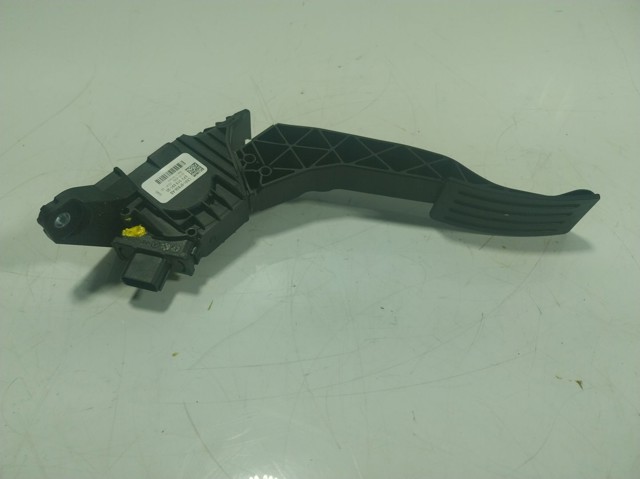  Pedal de gás (de acelerador) Ford Kuga III SUV (DFK) (2019 - 2026) III