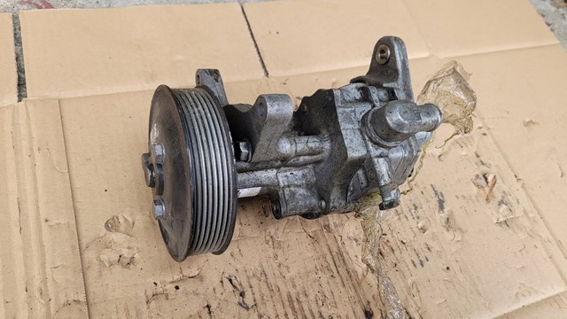 679646303 BMW 