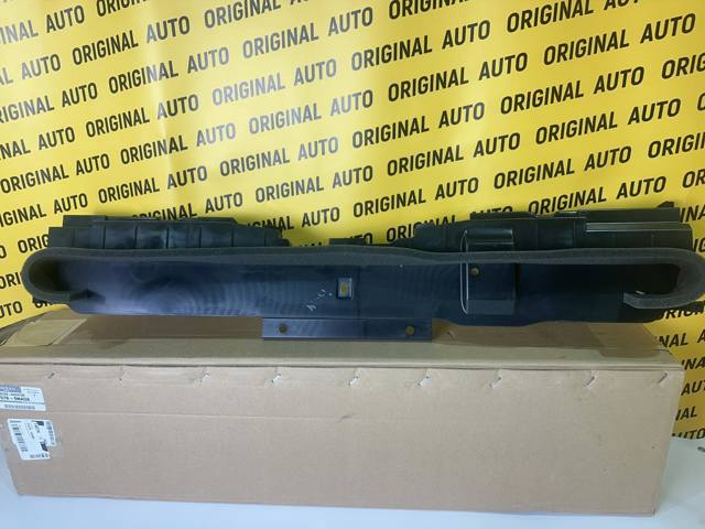 Дефлектор радиатора верхний Nissan/Infiniti 215785NA0A