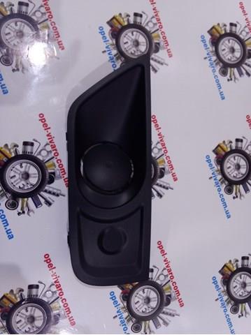 Compre 261526567R Renault (RVI) Tampão (grelha) das luzes de nevoeiro do pára-choque dianteiro