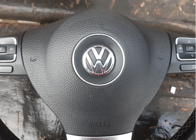 Рулевое колесо на Volkswagen Passat B6, 3C2