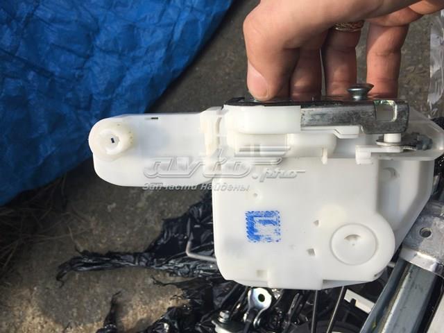 Fecho da porta dianteira esquerda Mitsubishi ASX  GA