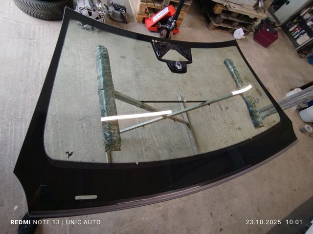 727121215R Renault (RVI) Автостекло
