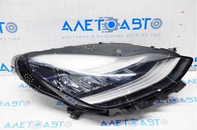 107737200L Tesla Фара передняя правая