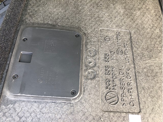 5G9858855 VAG 