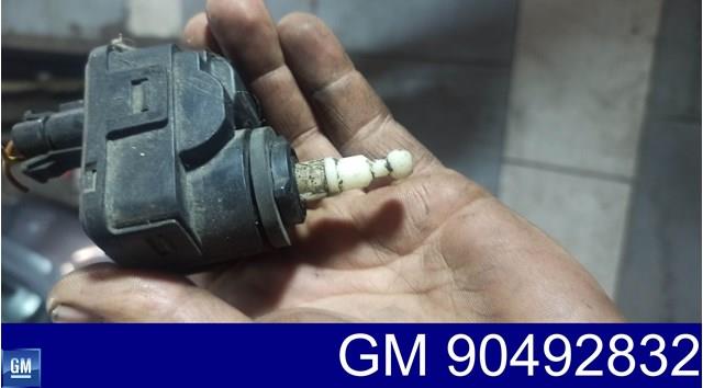 90492832 General Motors Гидрокорректор фар