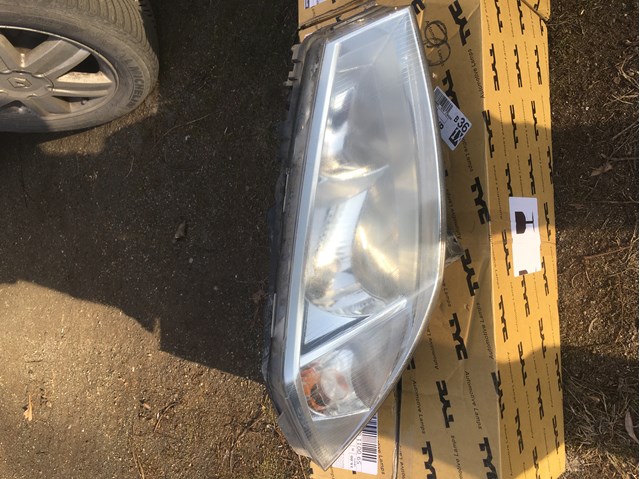 8200567432 Renault (RVI) luz direita