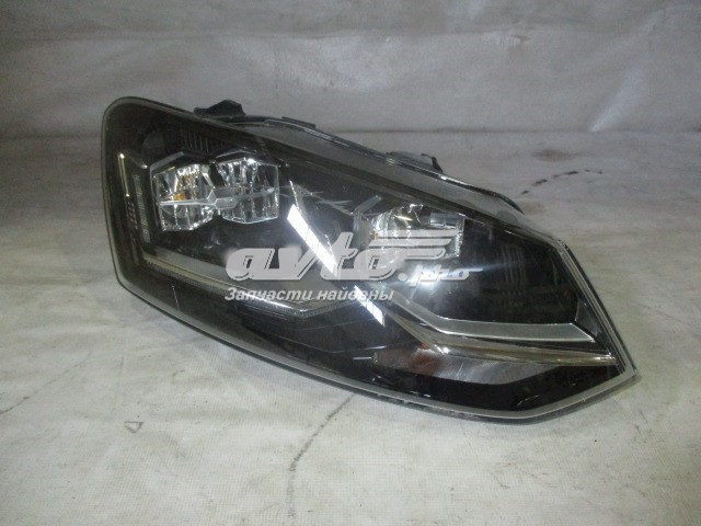 6C1941774 VAG luz direita