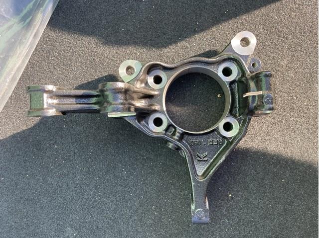 Цапфа (поворотный кулак) передний правый Subaru 28313AN02A цена, от 145.70 USD