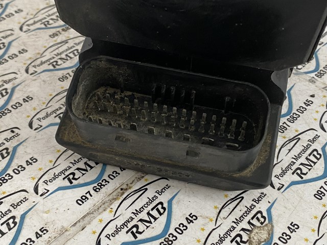 Блок управления АБС  Mercedes A0004466689
