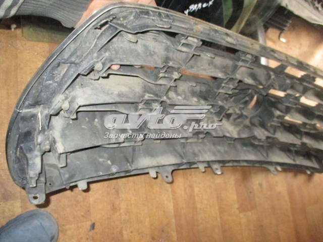 Решетка радиатора 5310160580 Toyota