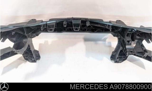 Рамка радиатора 9078800900 Mercedes