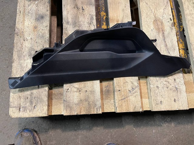 Накладка декоративная центральной консоли Subaru 92125AN00A