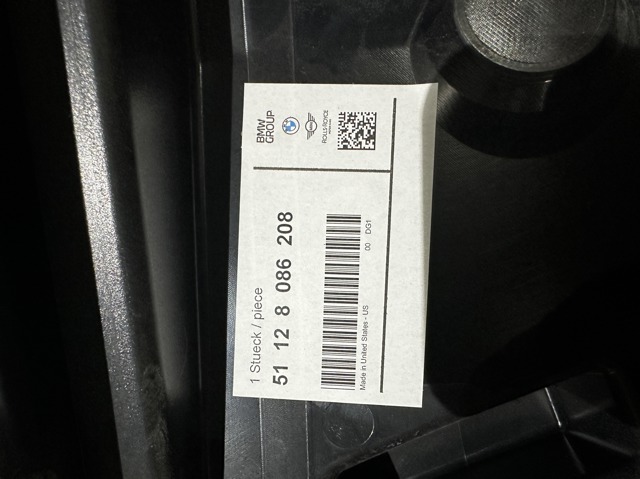 51128086208 BMW 
