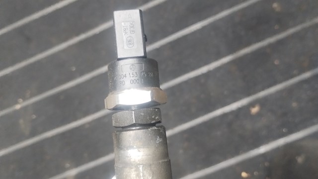 Sensor de pressão de combustível A0041537528 Mercedes