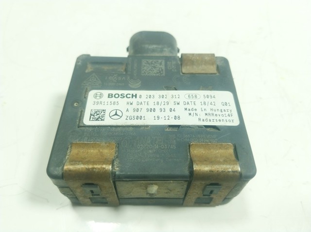 Радарный датчик дистанции Mercedes A9079009304